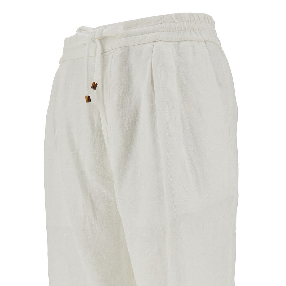 Linen shorts with darts