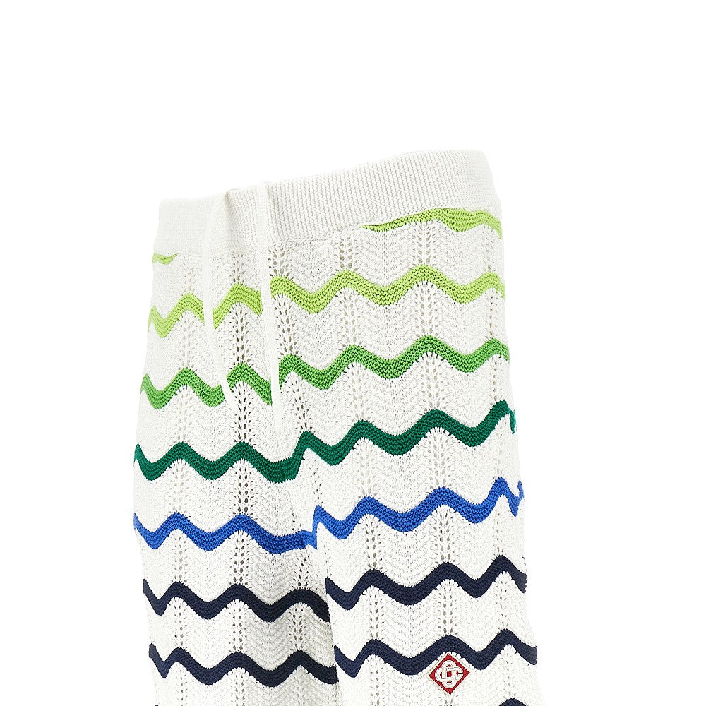 Crochet knit shorts with wavy motif