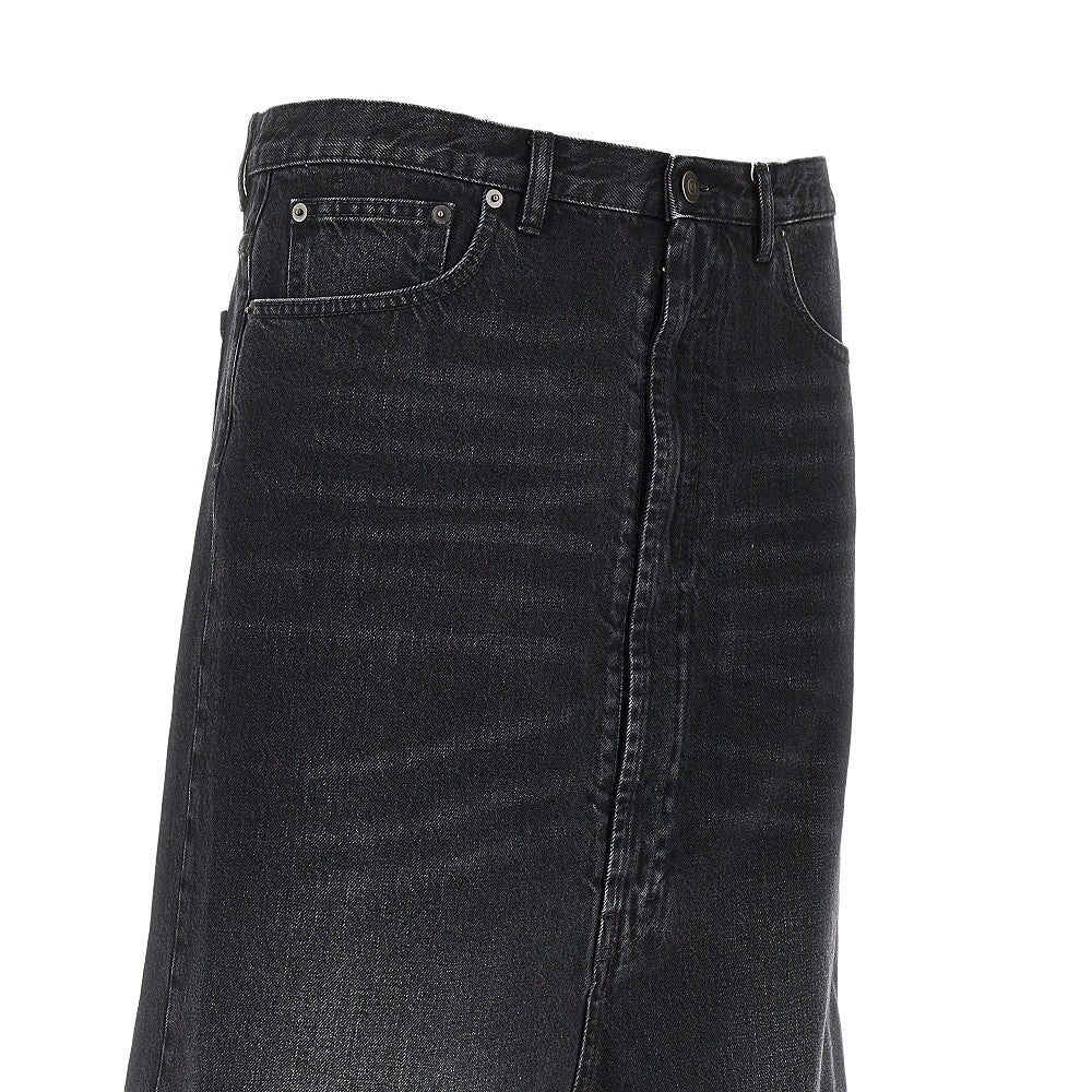 Bermuda in denim con cavallo sceso