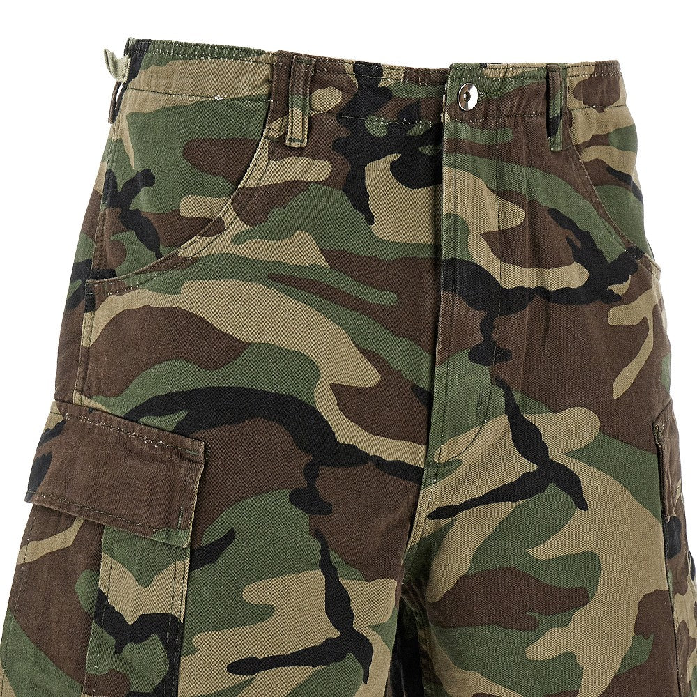 Camouflage cargo shorts