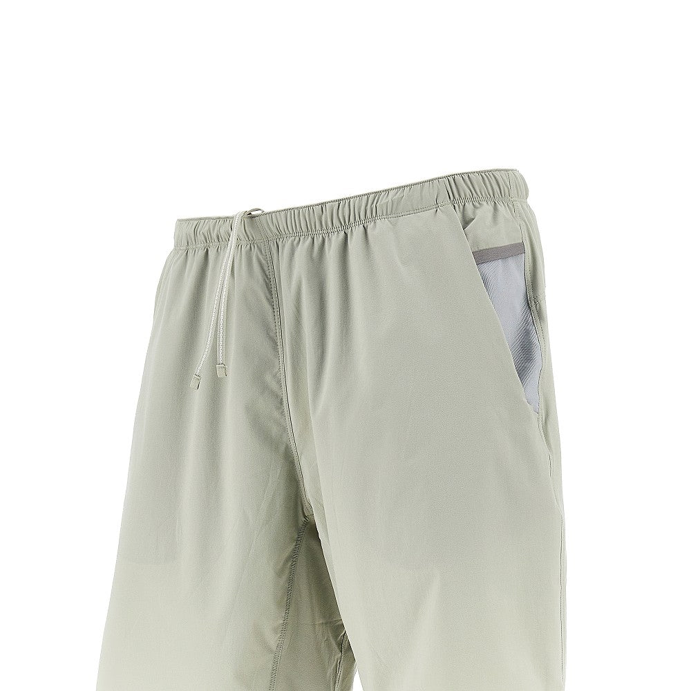 'Incendo' shorts