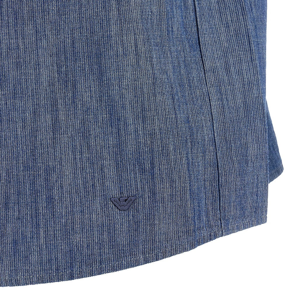 Short-sleeved denim shirt