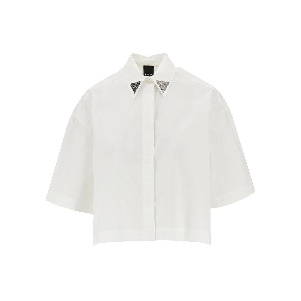 Camicia cropped con applicazioni metalliche