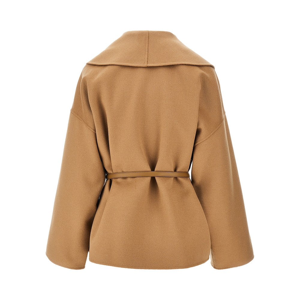 Double cloth with belt