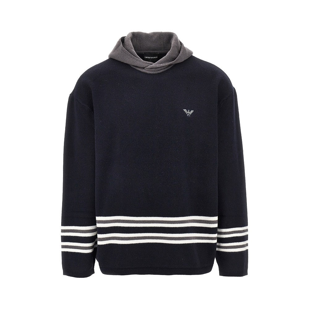 Pullover in lana con cappuccio