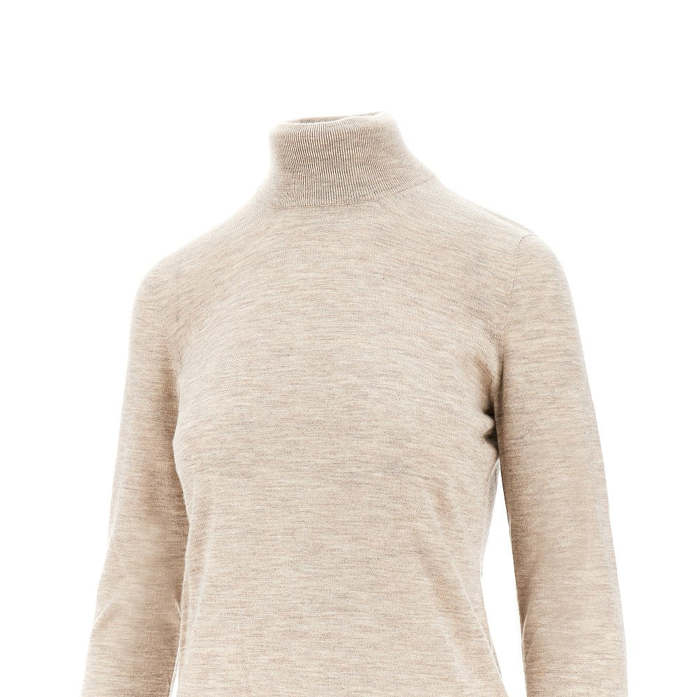 Cashmere yarn turtleneck sweater