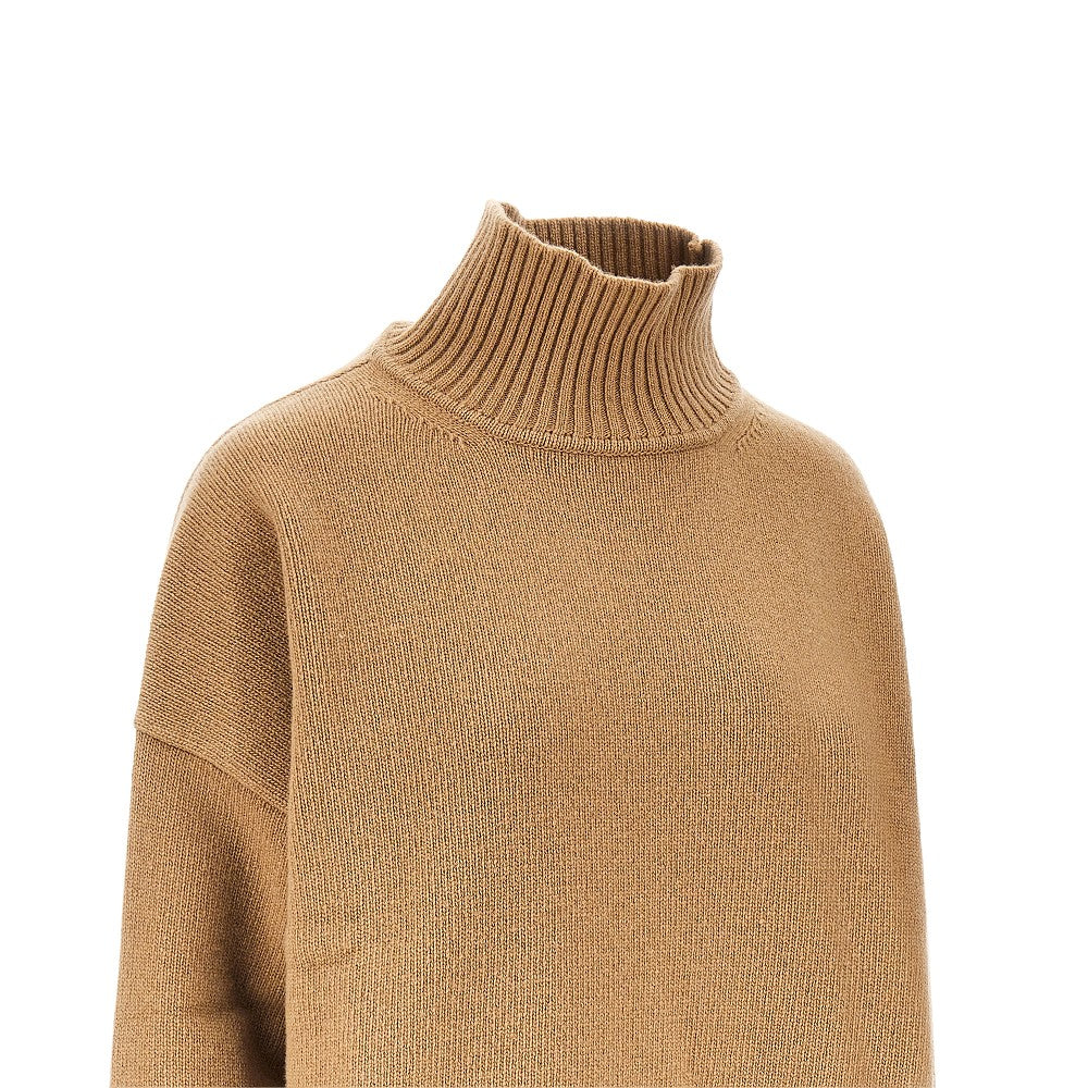 Pullover in maglia di lana vergine