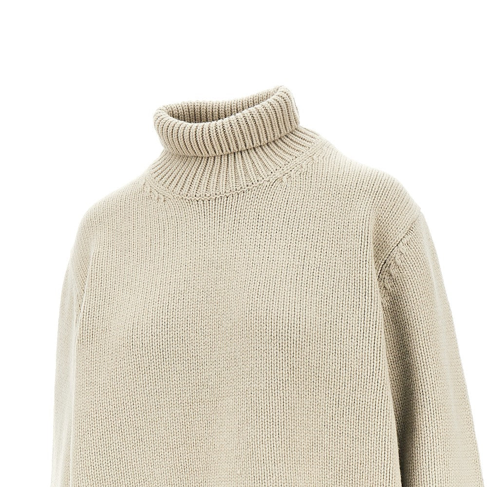 Pullover oversize a collo alto
