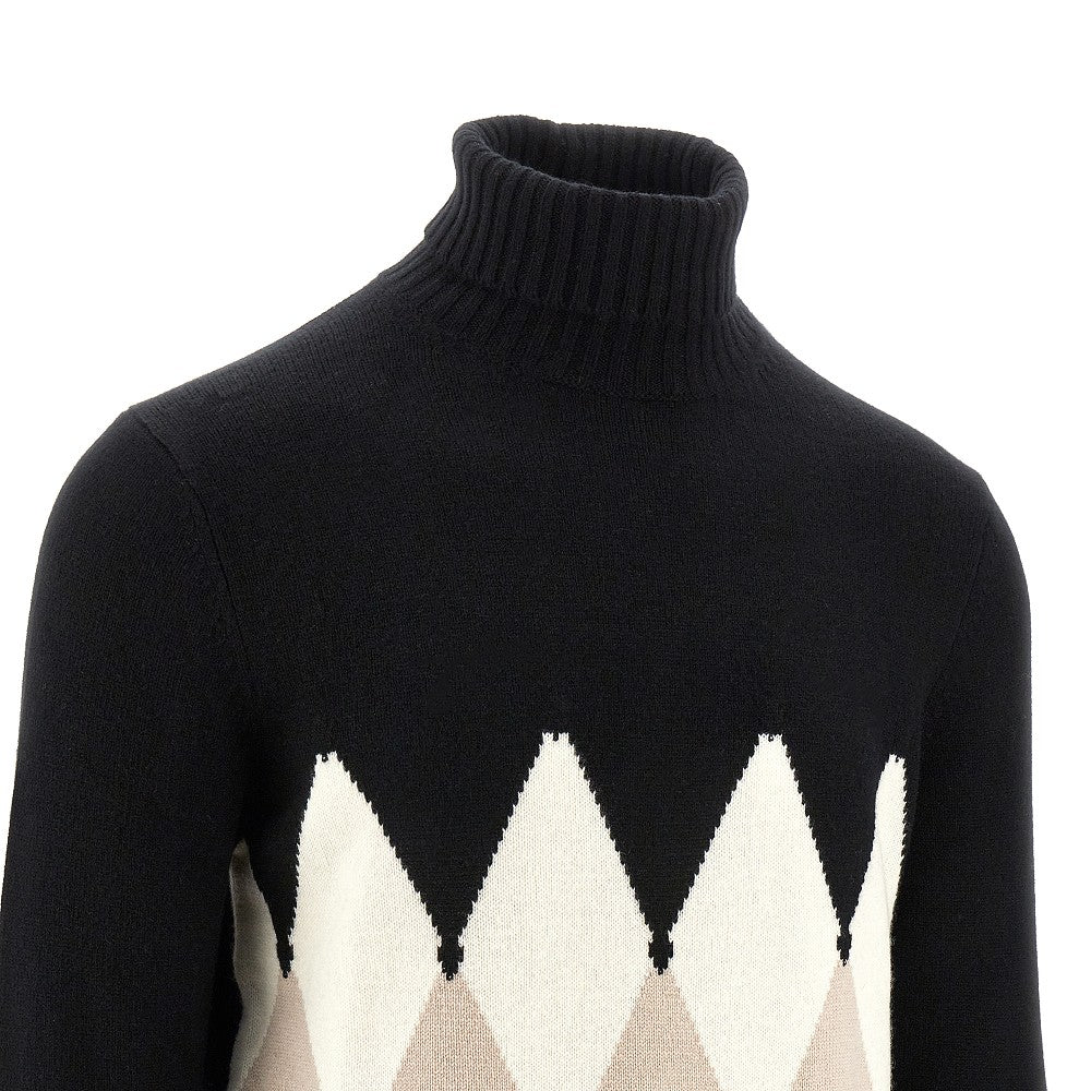 Diamond-shaped cashmere turtleneck sweater