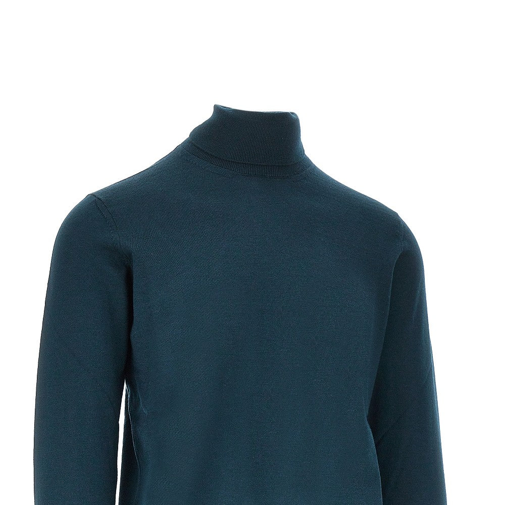 Dolcevita in maglia di lana merino