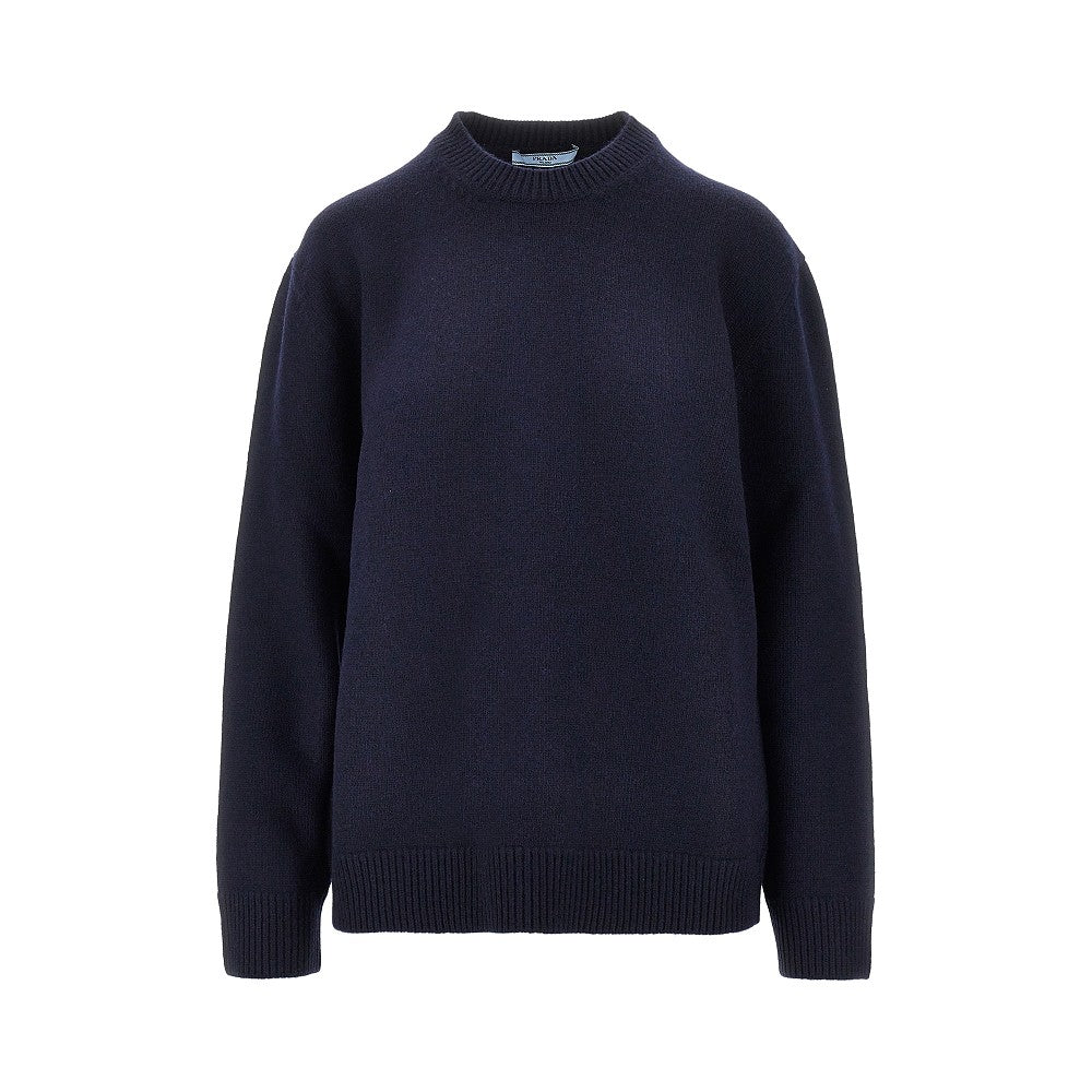 Pullover in lana con toppe in pelle