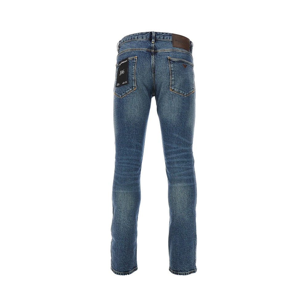 Stretch denim J06 Slim Fit jeans