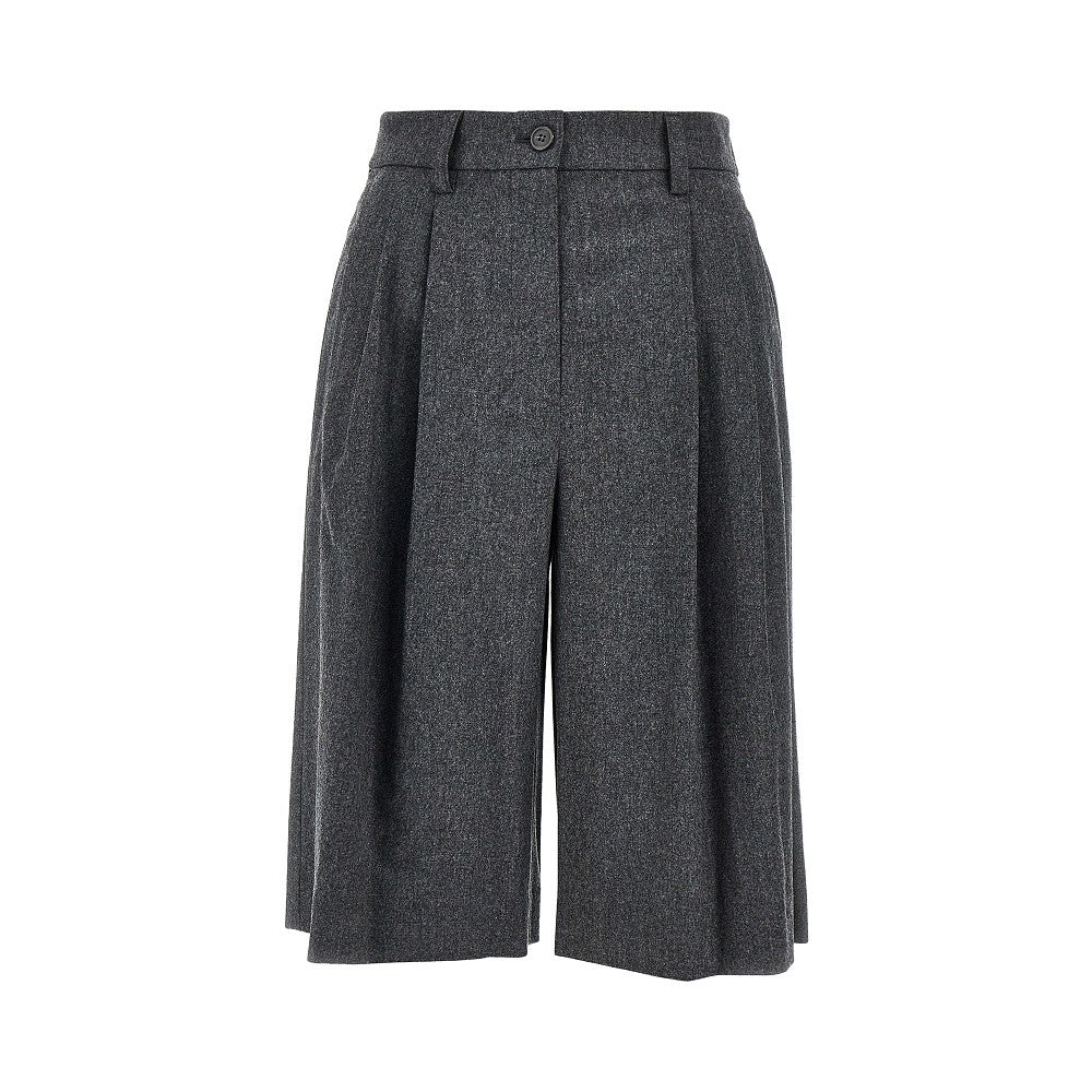 Flannel shorts with darts