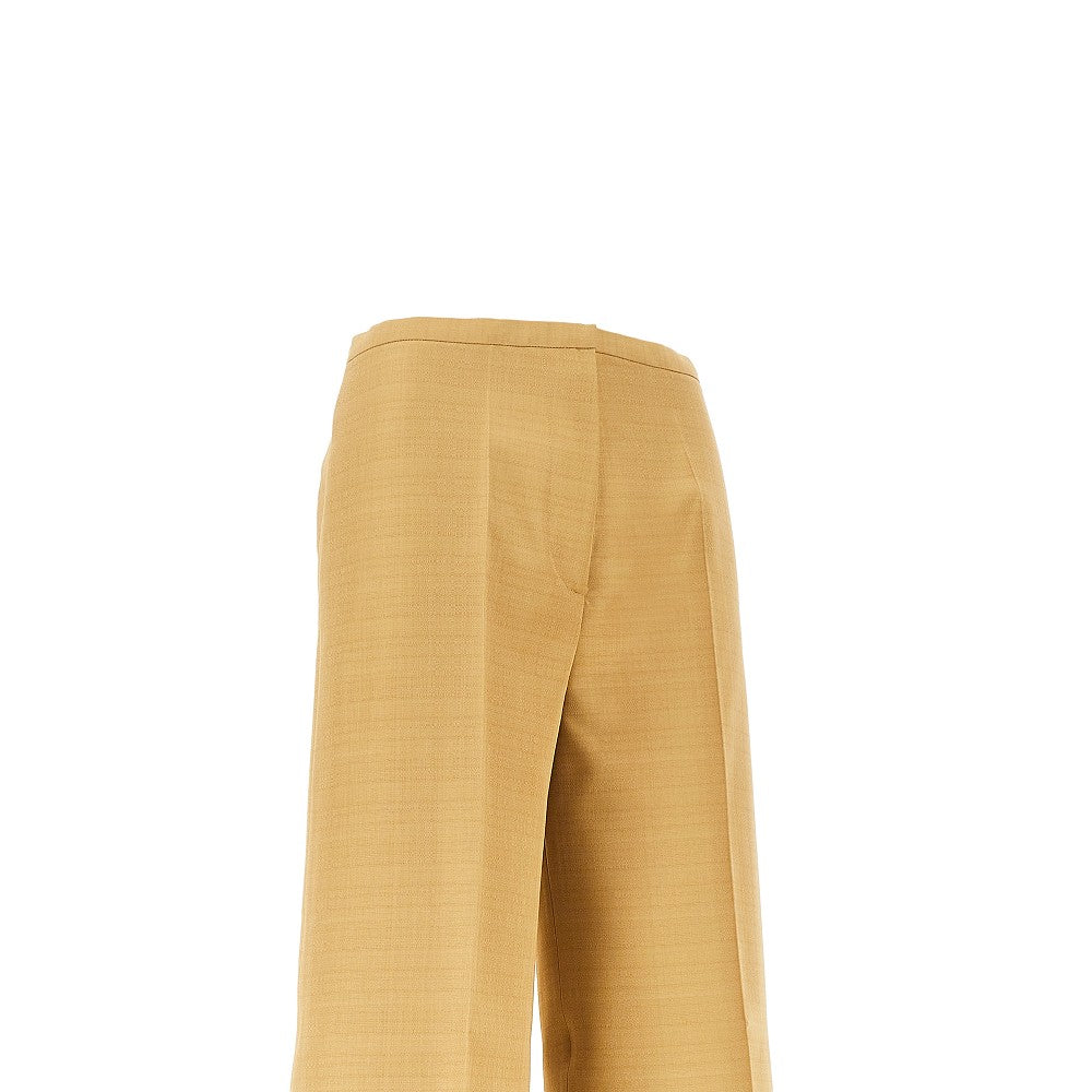 Wide pants with hem slit