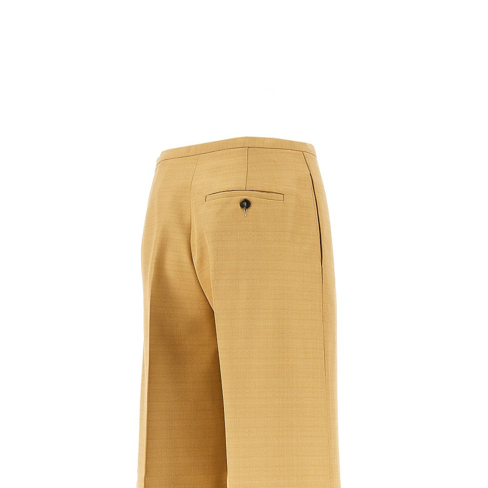 Wide pants with hem slit