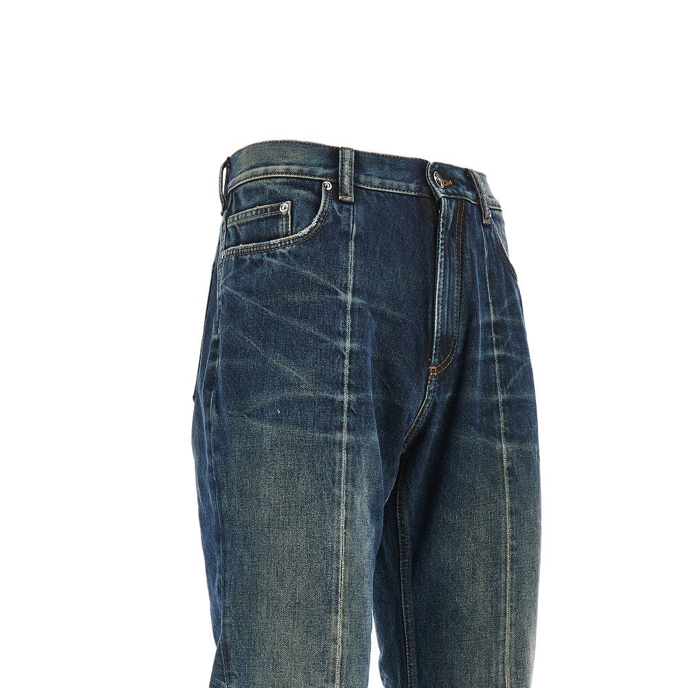 Straight leg distressed jeans