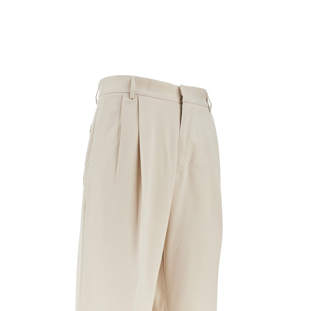 Pantalone in misto viscosa con pinces