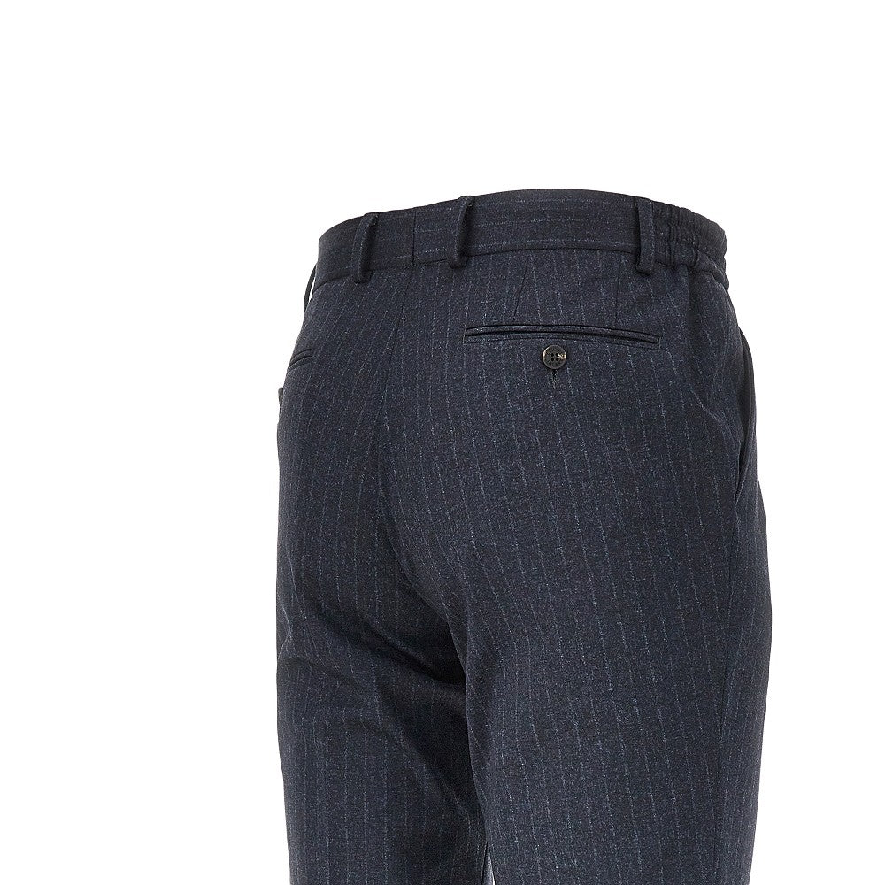 Active Uniform pants with darts