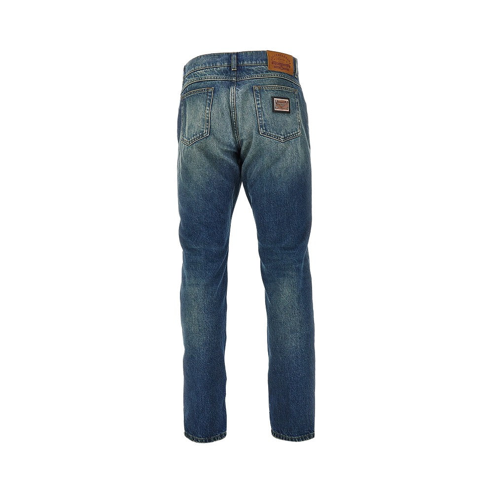 Jeans Regular Fit con placca logo