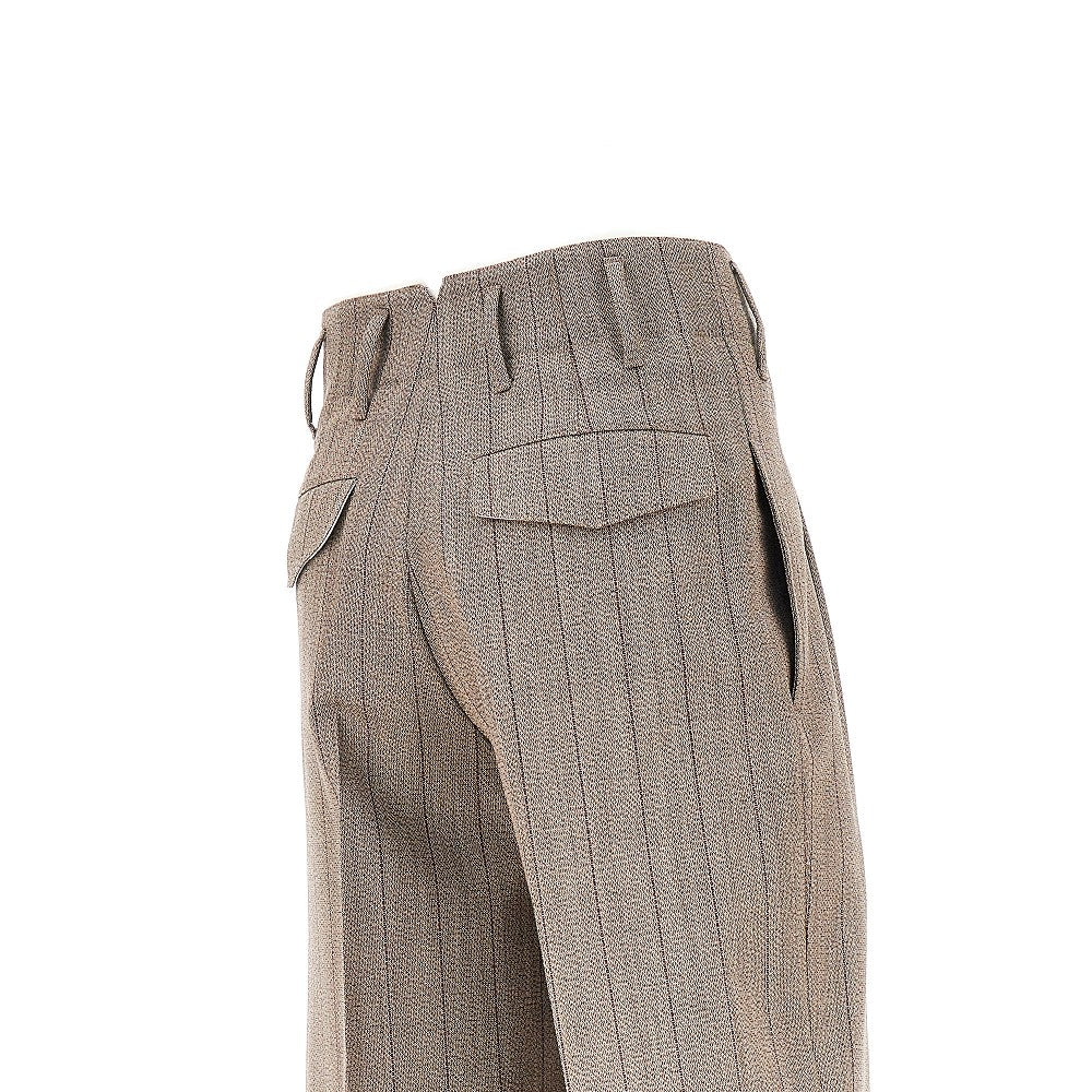 Pantalone in lana con pinces