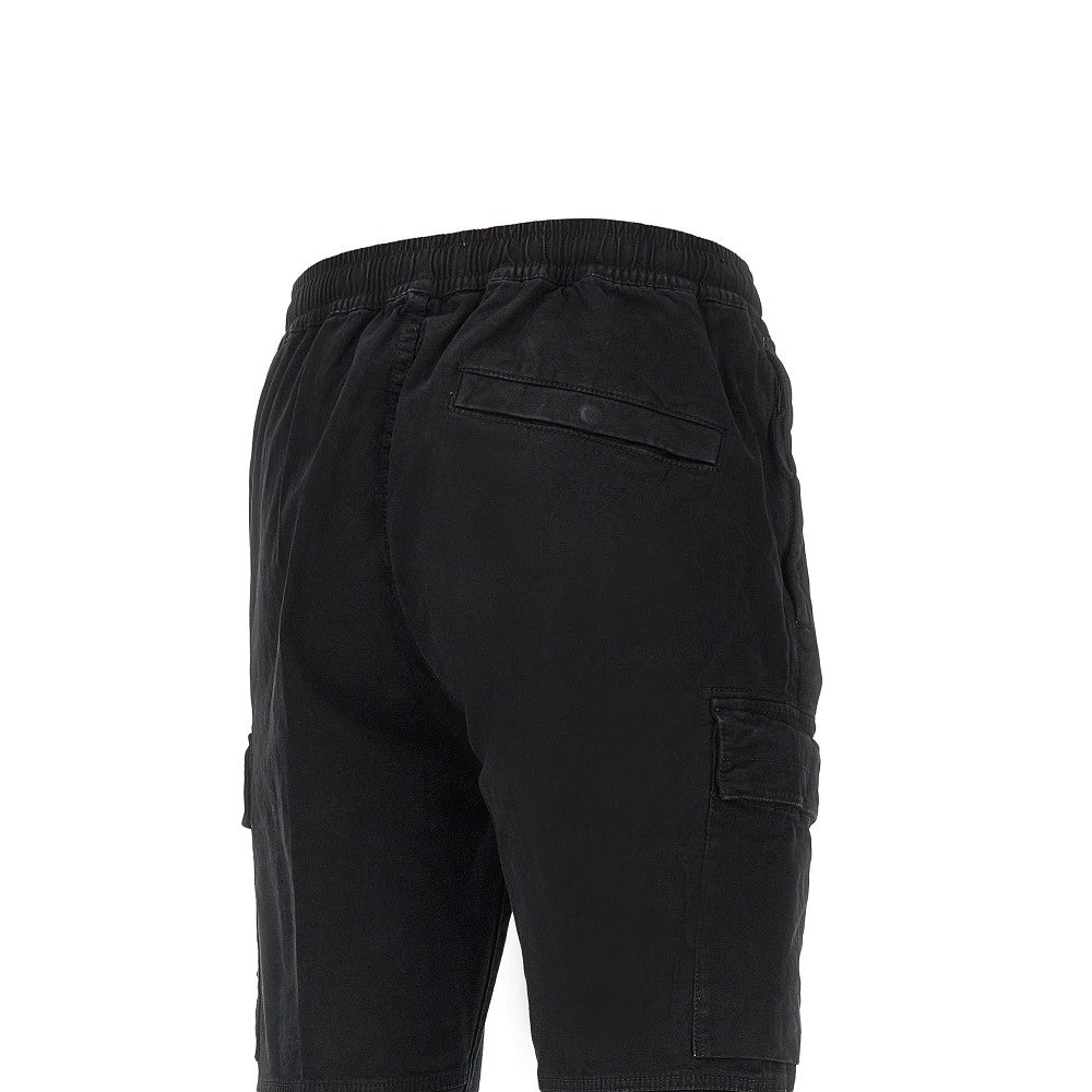 Cotton cargo pants with logo Badge