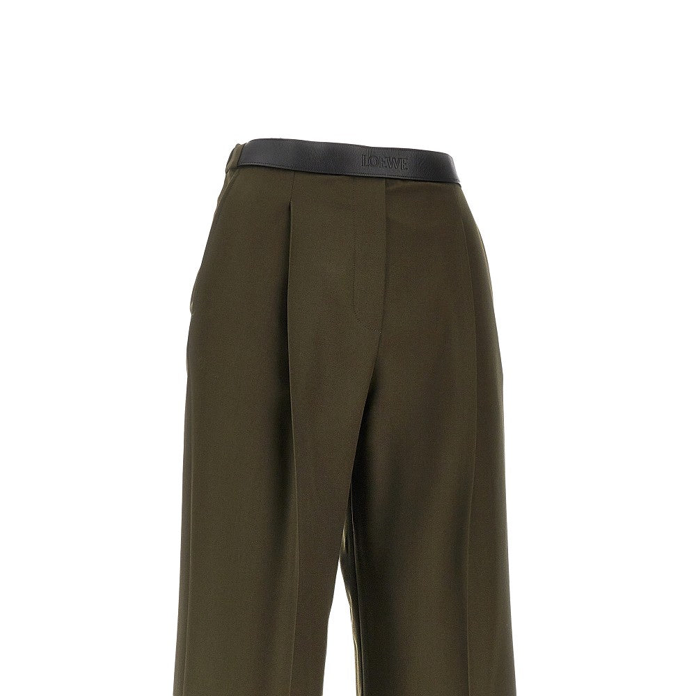 Pantalone in lana con pince