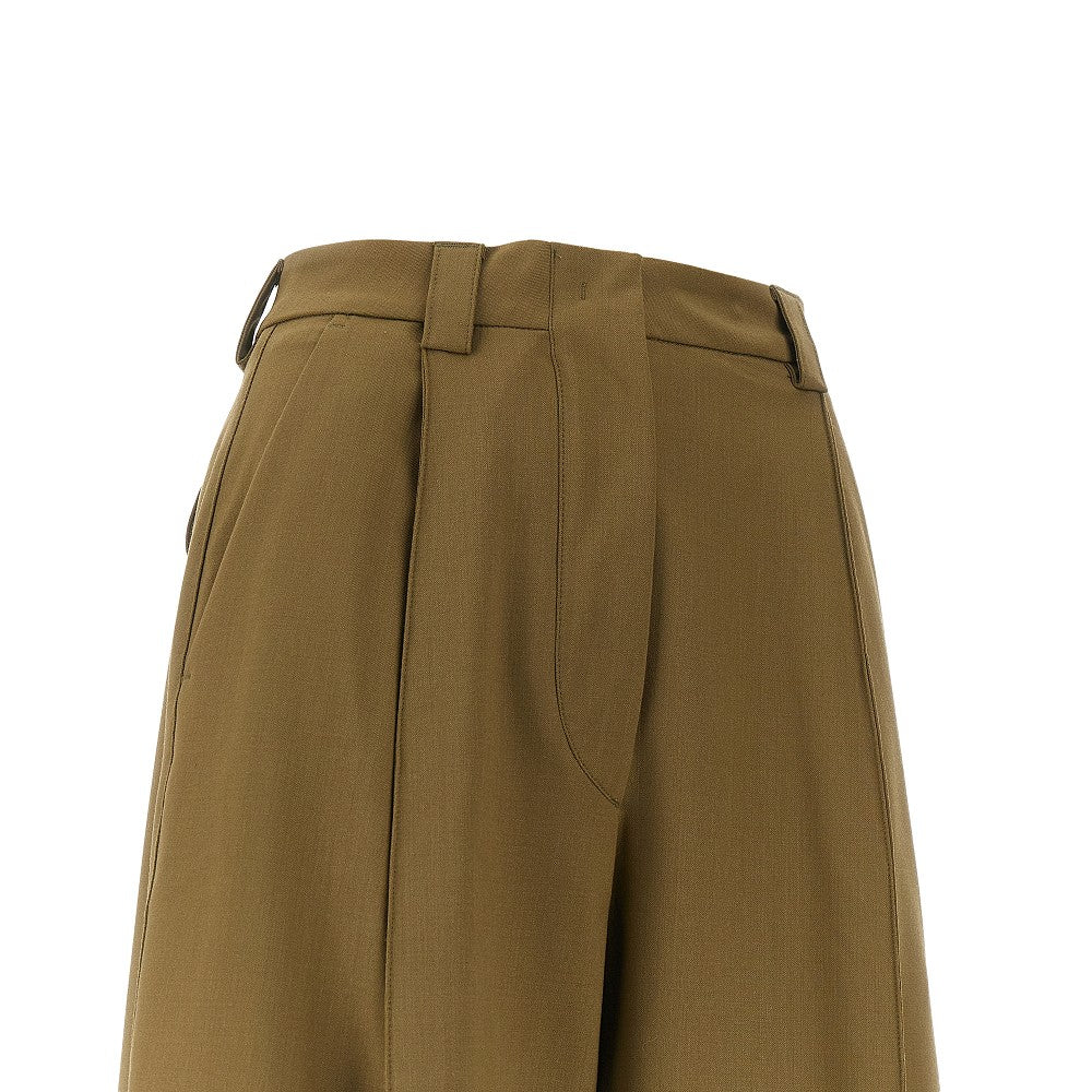 Gabardine tapered pants with dart