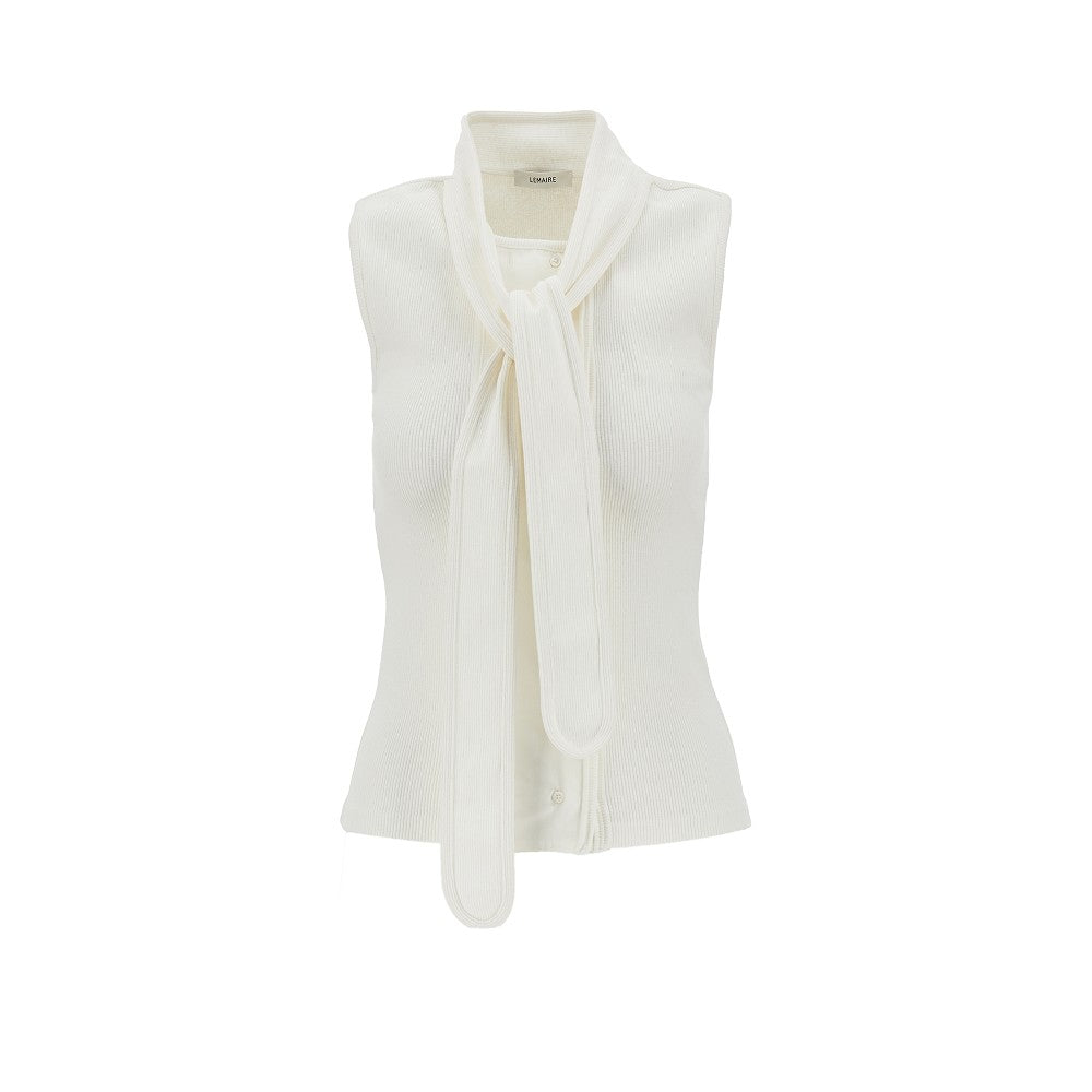 Top a costine con bottoni