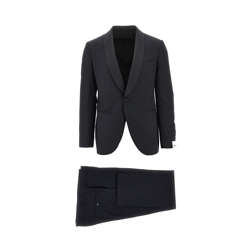Wool suit with satin details