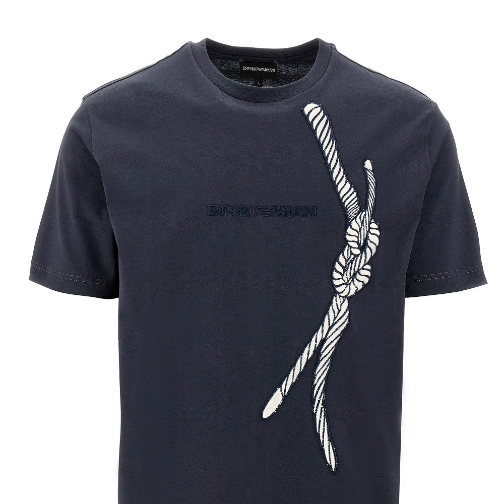 T-shirt Better Cotton con ricamo nodo
