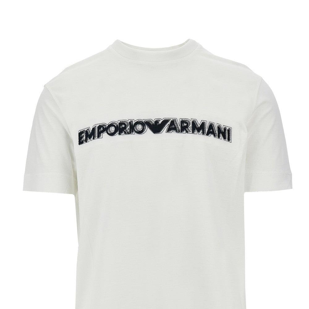T-shirt con logo 3D