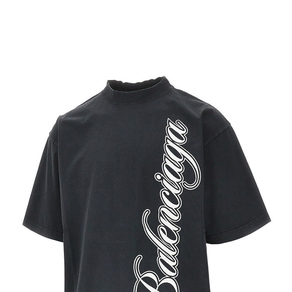 T-shirt con ricamo Cursive