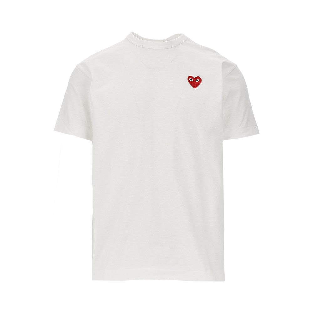 T-shirt con patch cuore