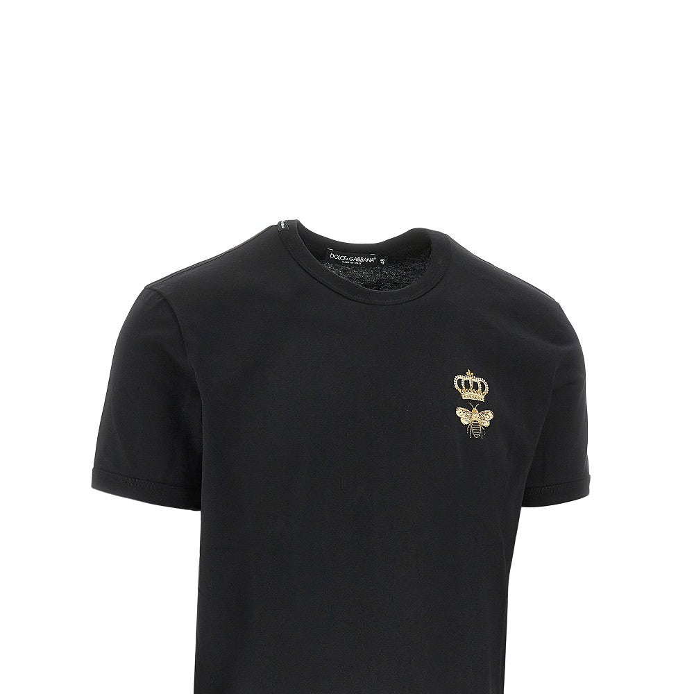 T-shirt con ricamo ape e corona