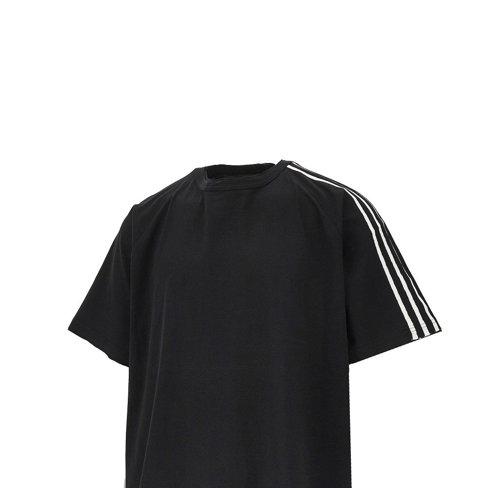 T-shirt con 3 Stripes a taglio vivo