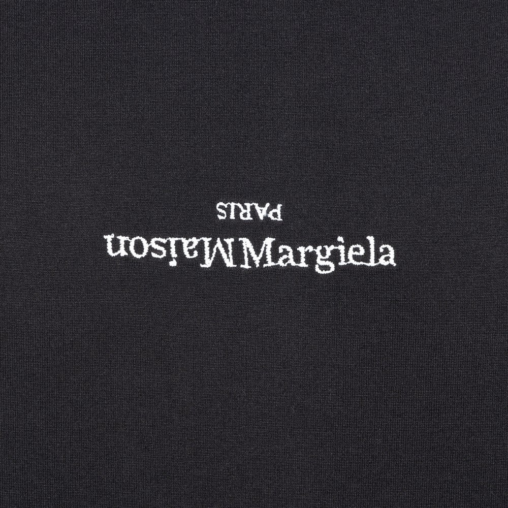 T-shirt in cotone con ricamo logo rovesciato