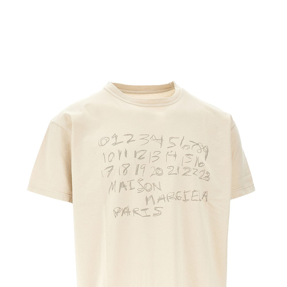 T-shirt con stampa Numeric Handwritting