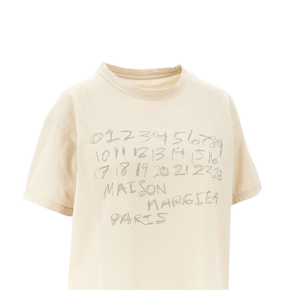 T-shirt con stampa Numeric Handwritting
