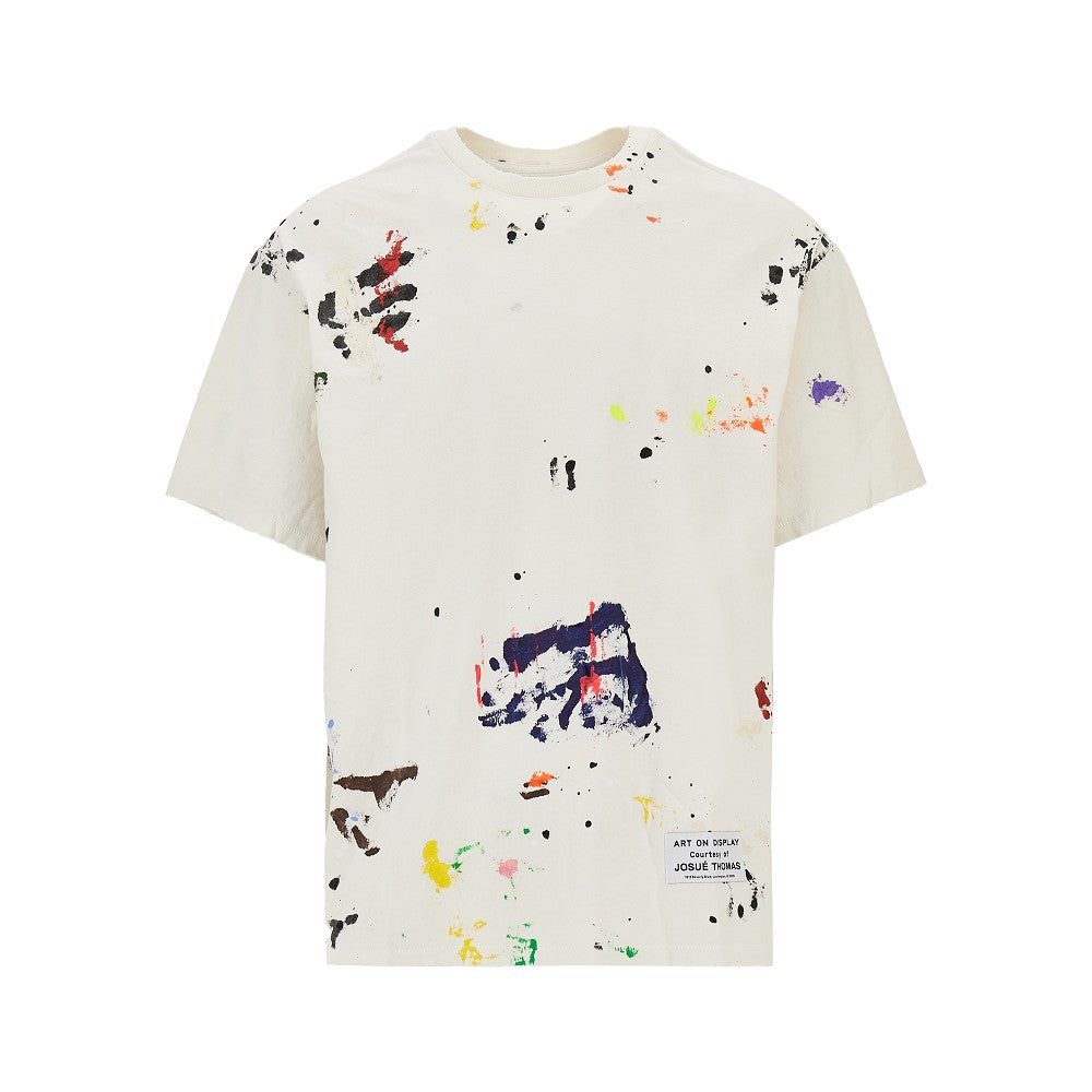 T-shirt con schizzi di vernice