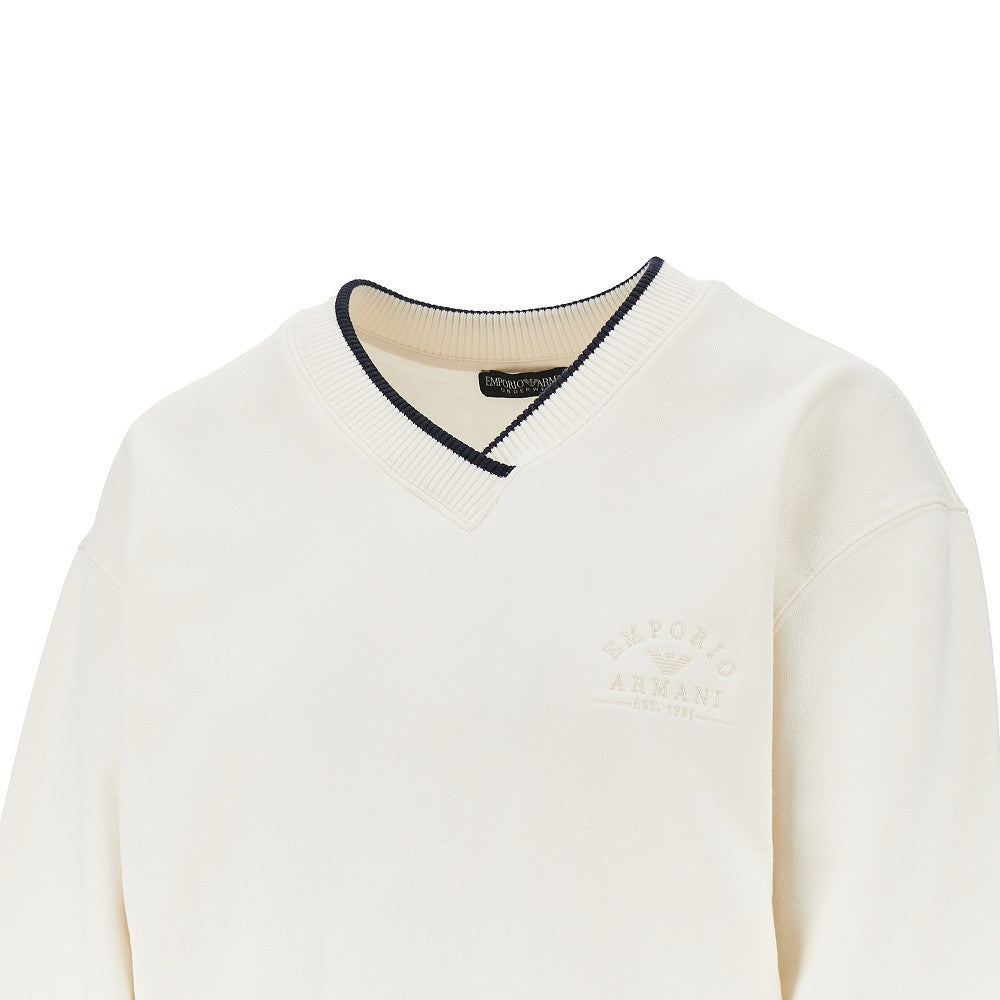 V-neck sweatshirt