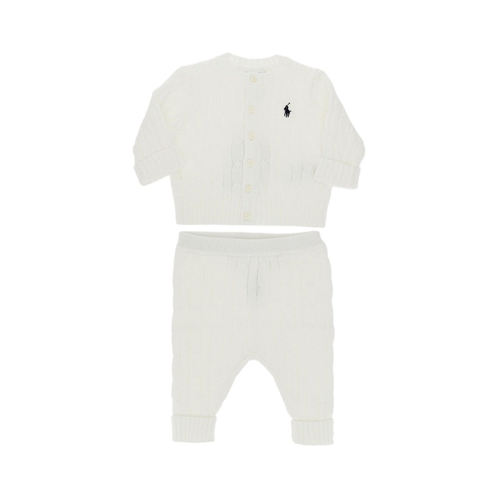 Completino in maglia a trecce