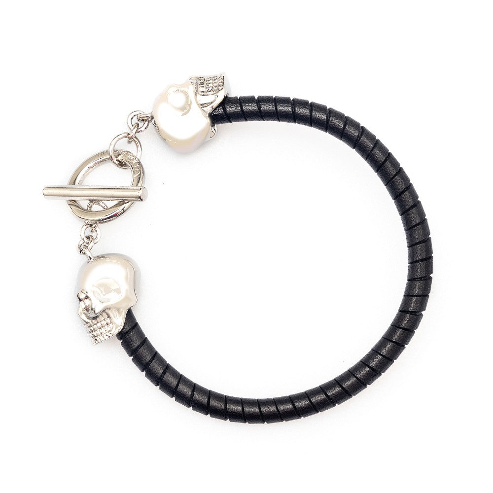 Leather bracelet with skulls