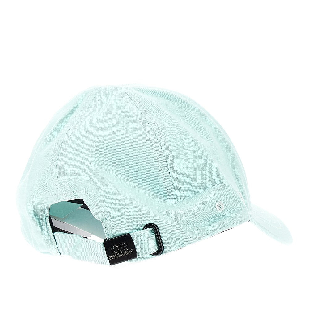 Baseball hat with logo embroidery