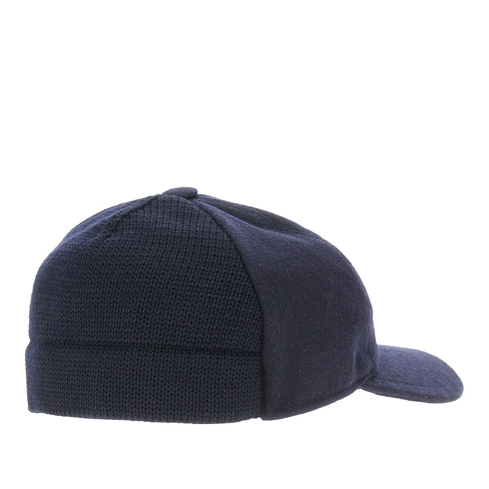 Cappello baseball in panno e maglia