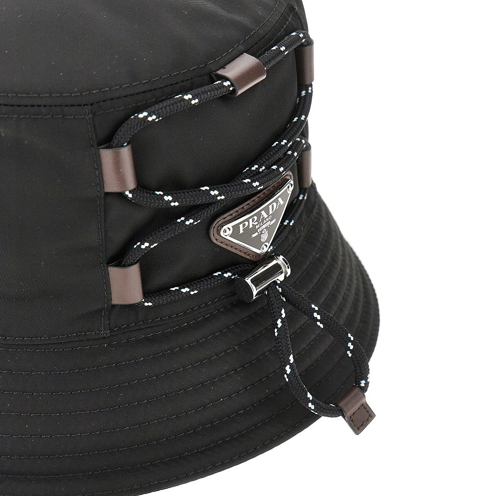 Cappello bucket 'Prada Speedrock' in Re-Nylon