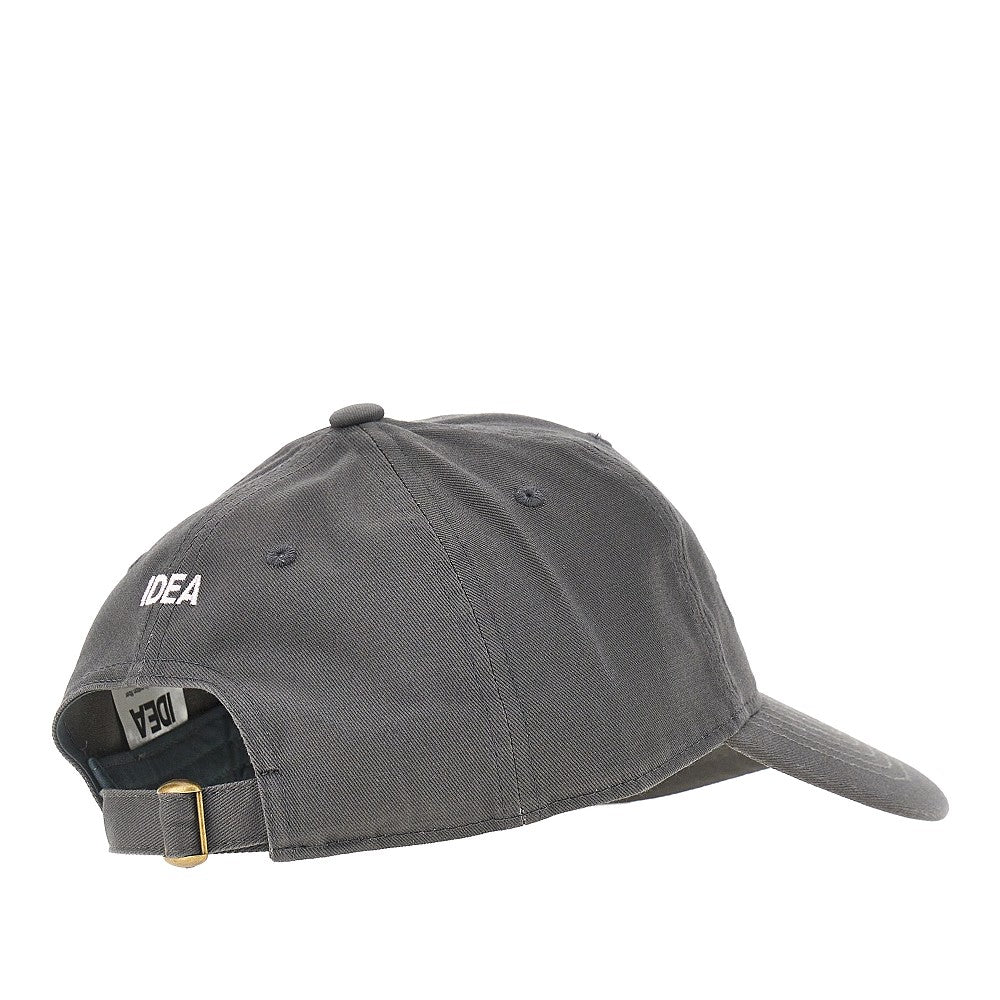 Cappello baseball ricamato in cotone organico