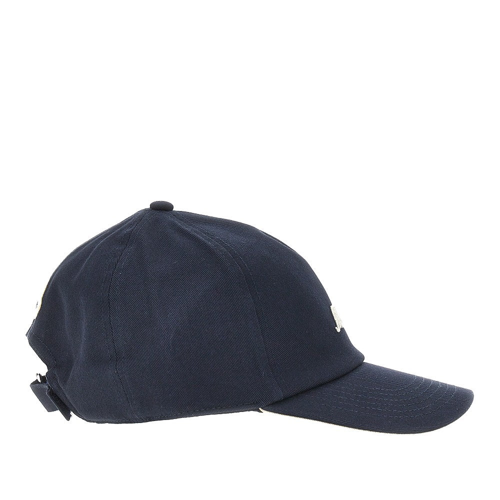 Logo embroidery baseball hat