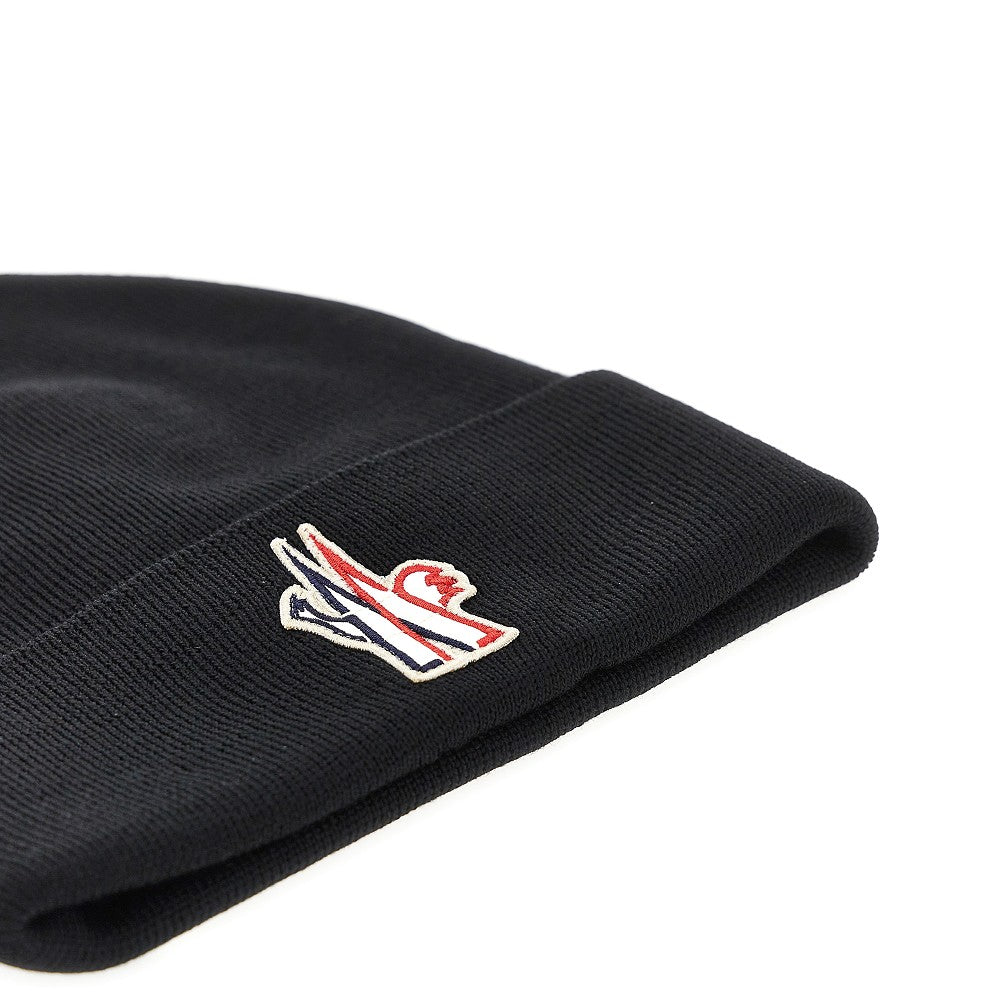 Beanie in lana con patch logo
