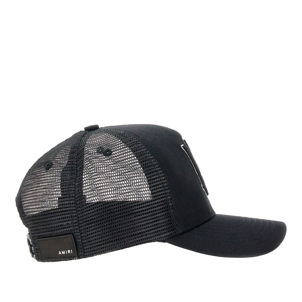 Cappello trucker con logo ricamato