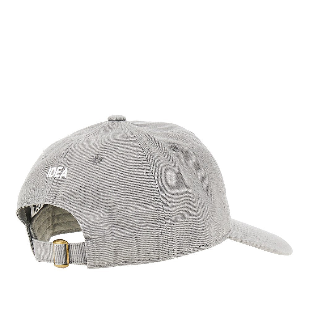 Cappello baseball ricamato in cotone organico